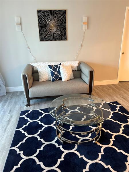 Image 7 of 27 For 9070 Lime Bay Blvd  209