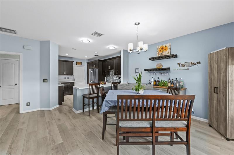 Image 10 of 28 For 4405 Macarthur Palm Trl  4505