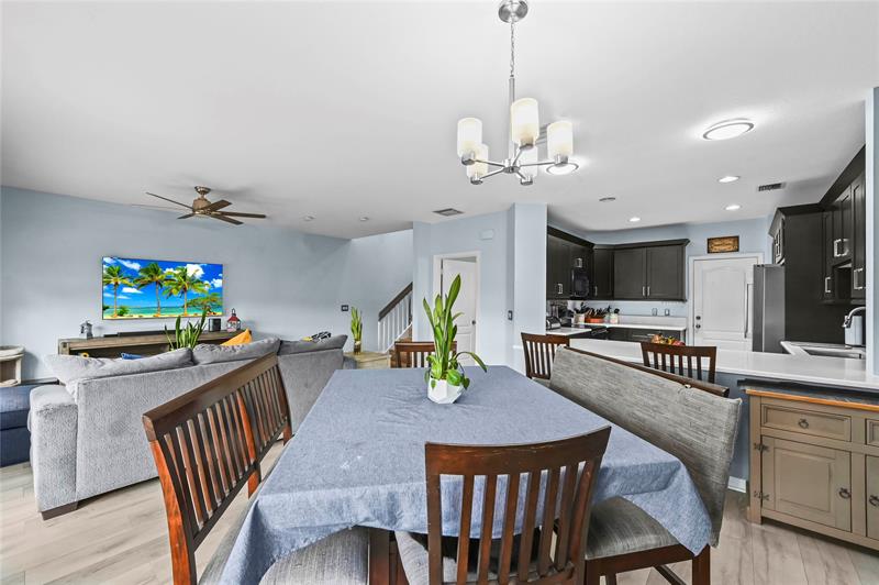 Image 12 of 28 For 4405 Macarthur Palm Trl  4505