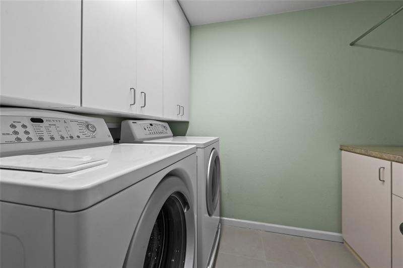 Image 14 of 28 For 4405 Macarthur Palm Trl  4505