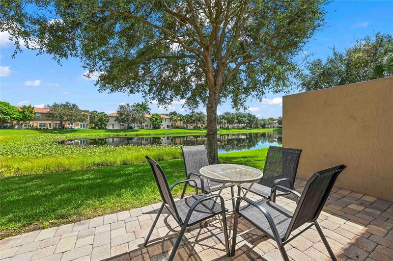 Image 22 of 28 For 4405 Macarthur Palm Trl  4505