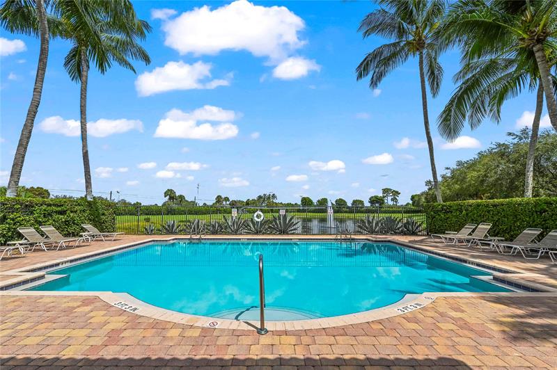 Image 27 of 28 For 4405 Macarthur Palm Trl  4505