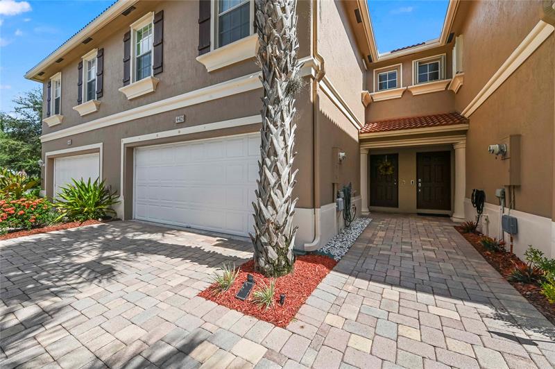 Image 3 of 28 For 4405 Macarthur Palm Trl  4505