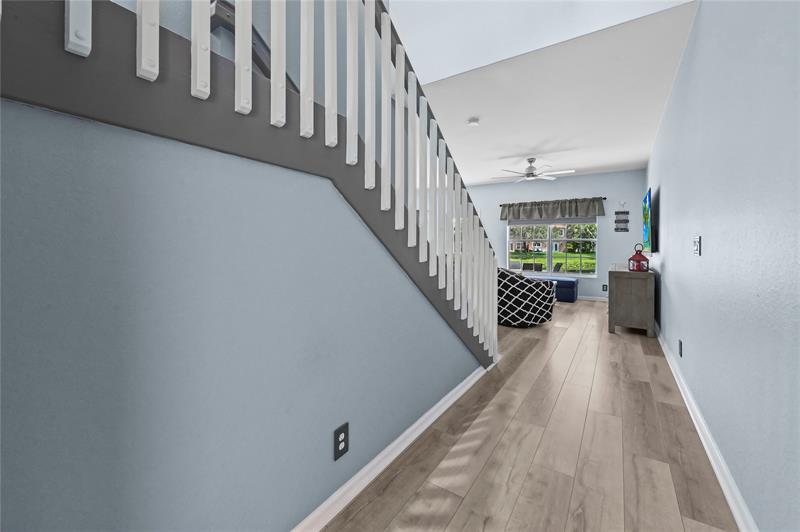 Image 4 of 28 For 4405 Macarthur Palm Trl  4505