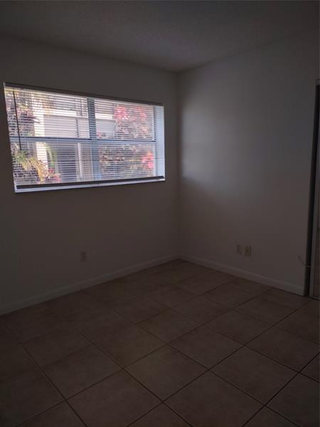 Image 10 of 16 For 5300 6 Ave  F16