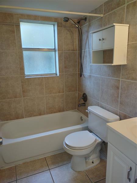 Image 11 of 16 For 5300 6 Ave  F16