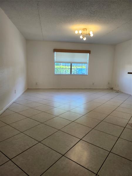 Image 100 of 100 For 501 8th St  103