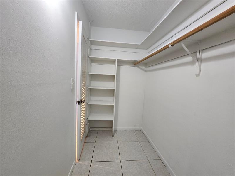 Image 38 of 100 For 501 8th St  103