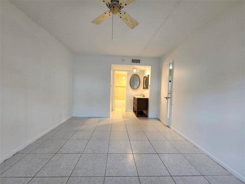 Image 51 of 100 For 501 8th St  103