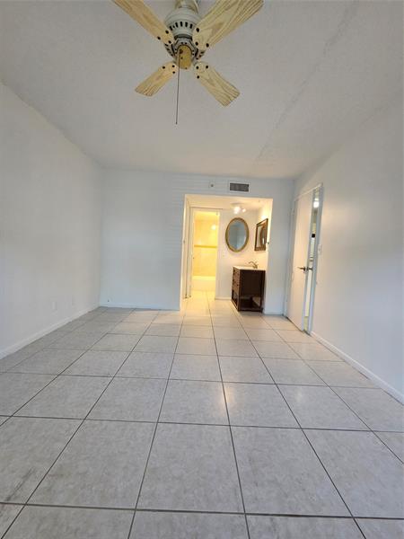 Image 54 of 100 For 501 8th St  103