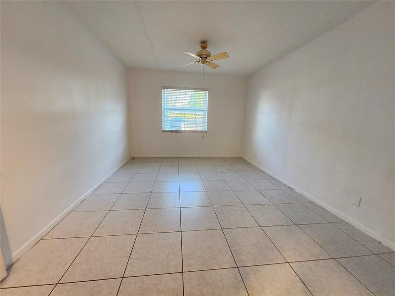 Image 55 of 100 For 501 8th St  103