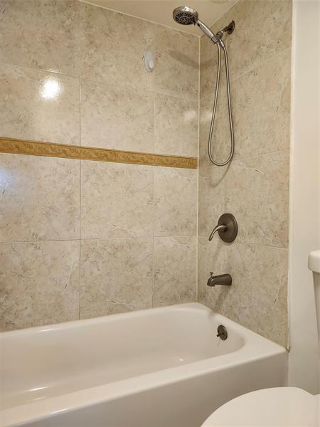 Image 61 of 100 For 501 8th St  103