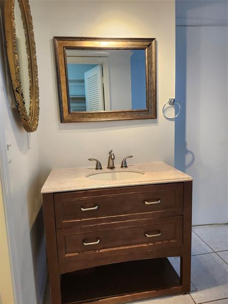 Image 71 of 100 For 501 8th St  103