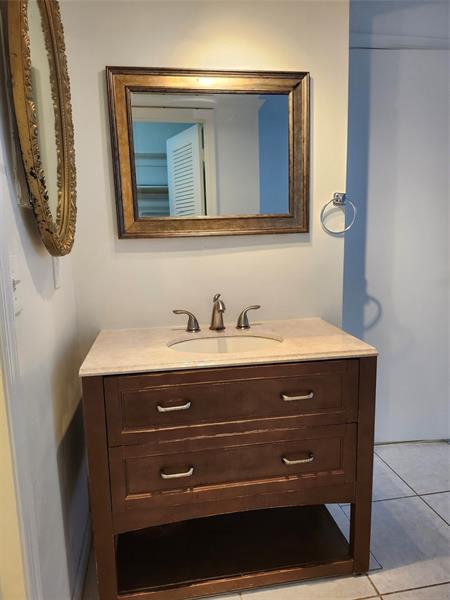 Image 72 of 100 For 501 8th St  103