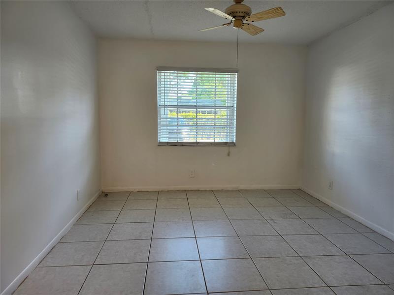 Image 77 of 100 For 501 8th St  103