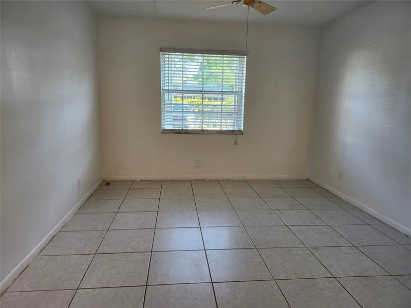 Image 78 of 100 For 501 8th St  103
