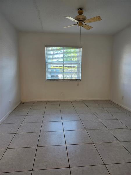 Image 79 of 100 For 501 8th St  103