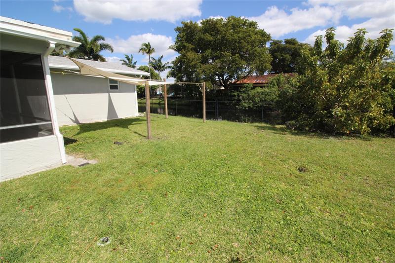 Image 11 of 12 For 160 127th Ave