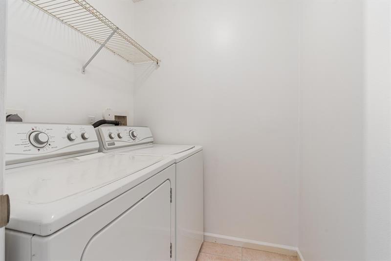 Image 24 of 25 For 10108 Royal Palm Blvd  105-b
