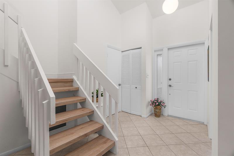 Image 3 of 36 For 2227 45th Ave  2227