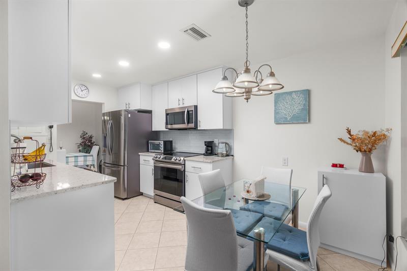 Image 7 of 36 For 2227 45th Ave  2227