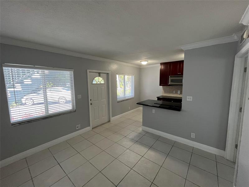 Image 10 of 65 For 1311 18th St  107