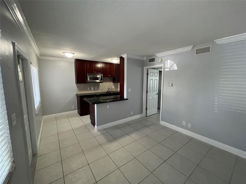Image 12 of 65 For 1311 18th St  107
