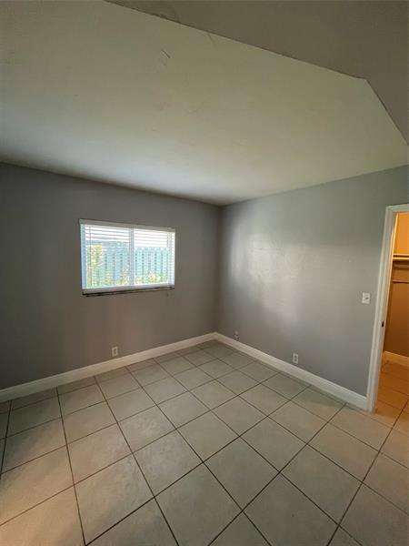 Image 27 of 65 For 1311 18th St  107
