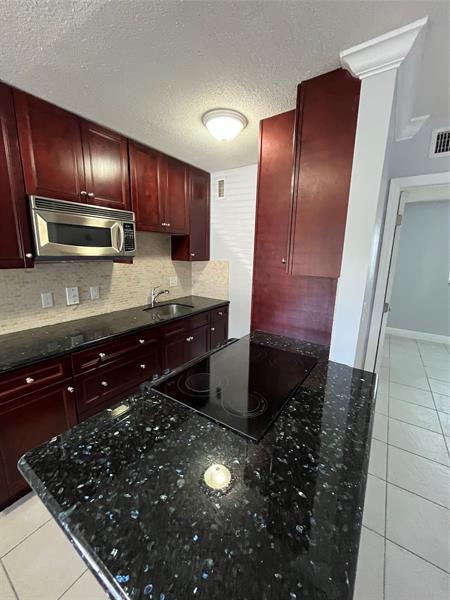 Image 3 of 65 For 1311 18th St  107
