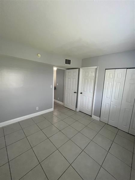 Image 35 of 65 For 1311 18th St  107