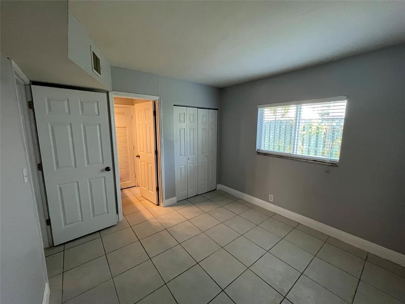 Image 37 of 65 For 1311 18th St  107
