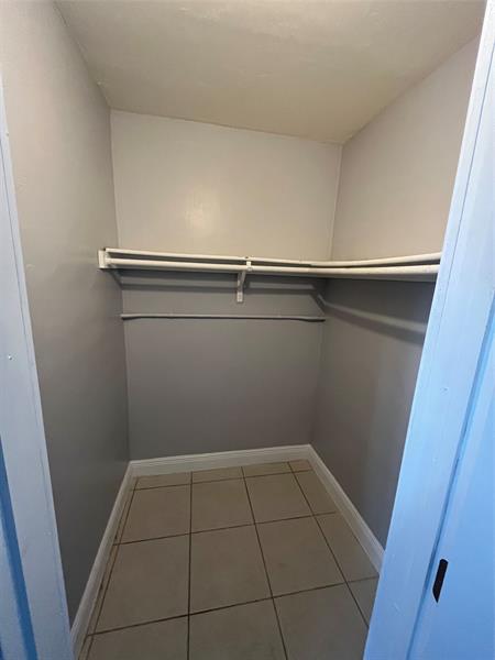 Image 41 of 65 For 1311 18th St  107