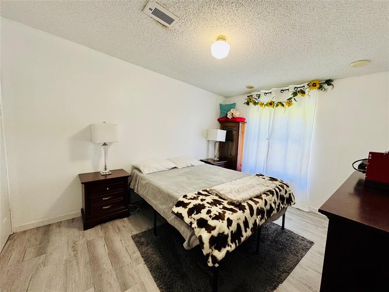 Image 32 of 50 For 4514 30th St