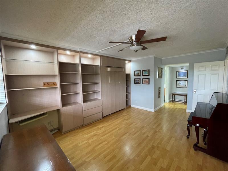 Image 3 of 46 For 3051 Palm Aire Dr  204