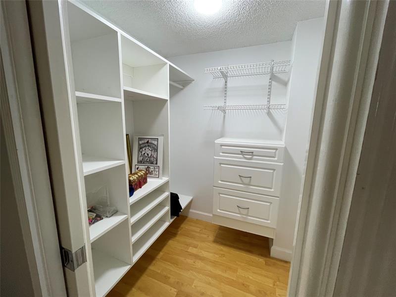 Image 38 of 46 For 3051 Palm Aire Dr  204