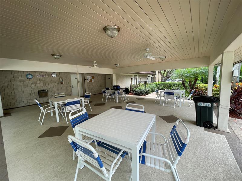Image 43 of 46 For 3051 Palm Aire Dr  204