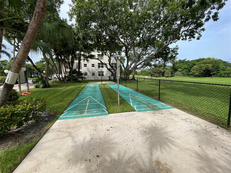 Image 44 of 46 For 3051 Palm Aire Dr  204