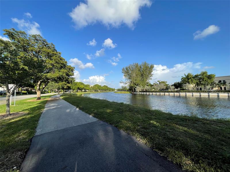 Image 46 of 46 For 3051 Palm Aire Dr  204