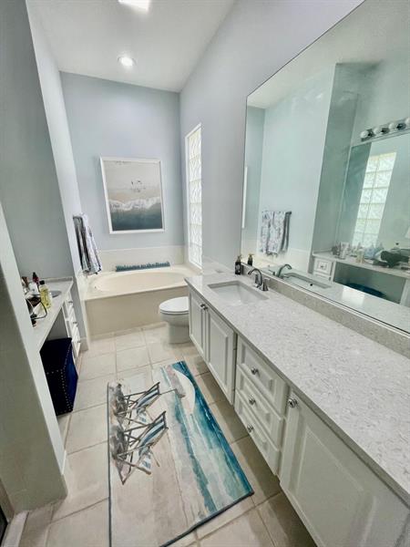 Image 10 of 15 For 4975 Garden Dr