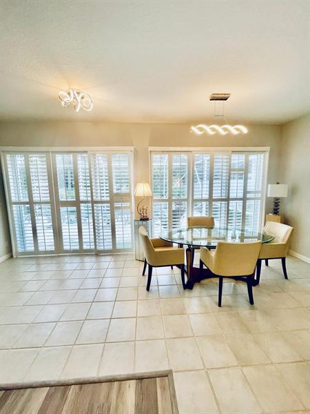 Image 8 of 15 For 4975 Garden Dr