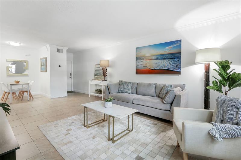 Image 5 of 14 For 2424 17th  106b