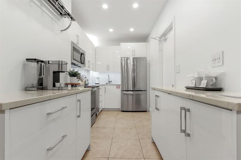 Image 9 of 14 For 2424 17th  106b