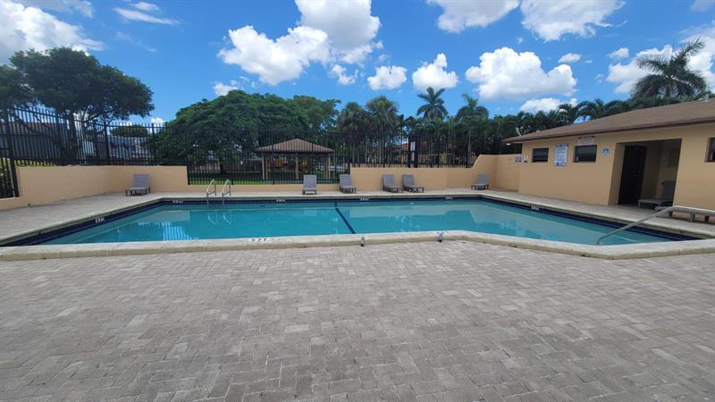 Image 31 of 35 For 6882 173rd Dr  804