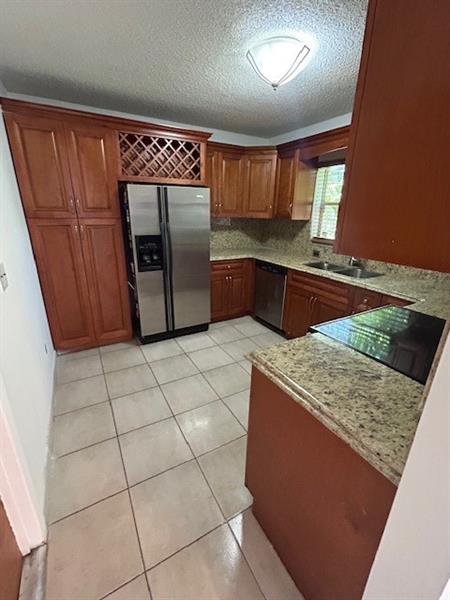 Image 4 of 6 For 11740 12 St  0