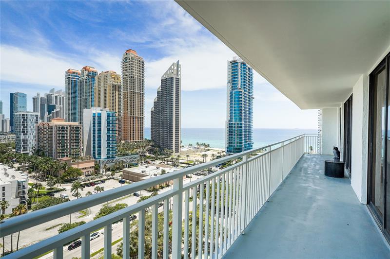 Details for 210 174 Street  1810, Sunny Isles Beach, FL 33160