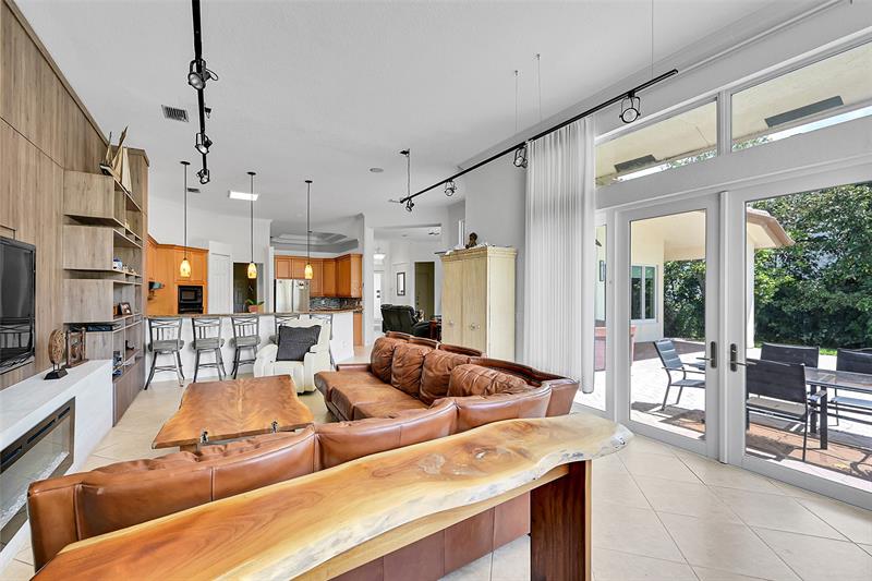Image 16 of 68 For 9350 62nd Ct