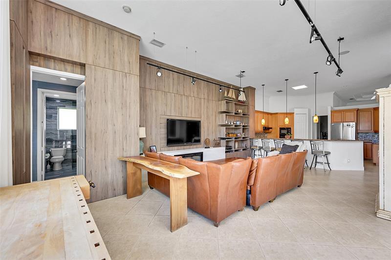 Image 17 of 68 For 9350 62nd Ct