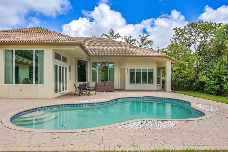 Image 51 of 68 For 9350 62nd Ct
