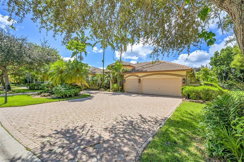 Image 6 of 68 For 9350 62nd Ct