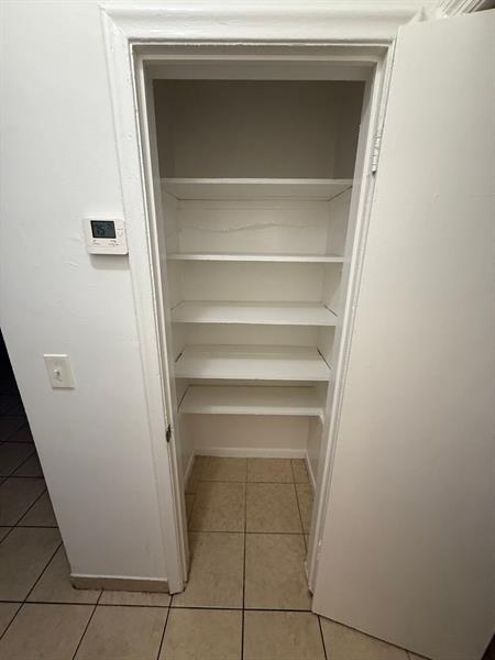 Image 10 of 11 For 890 39th St  12